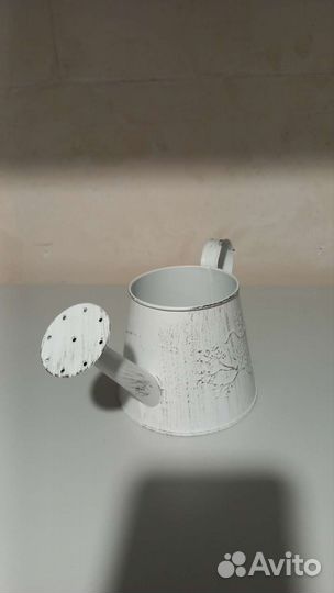 Кашпо в форме лейки