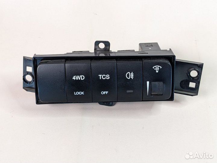 Кнопка включения полного привода Hyundai Tucson JM