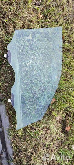 Стекло левое переднее Nissan X-Trail T31