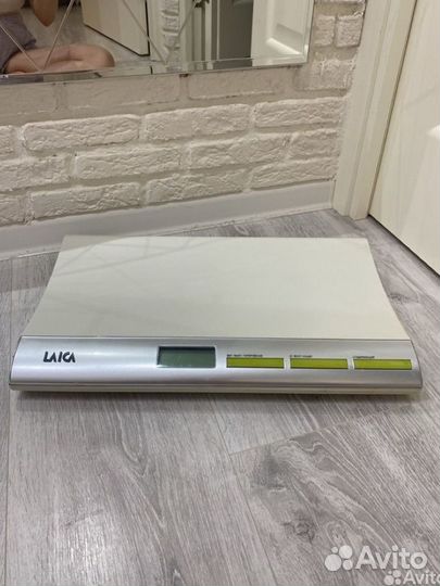 Весы для новорожденных laica