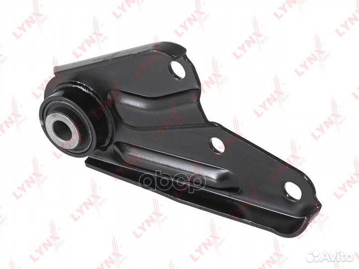 Подушка двигателя перед прав/лев ;mazda 3