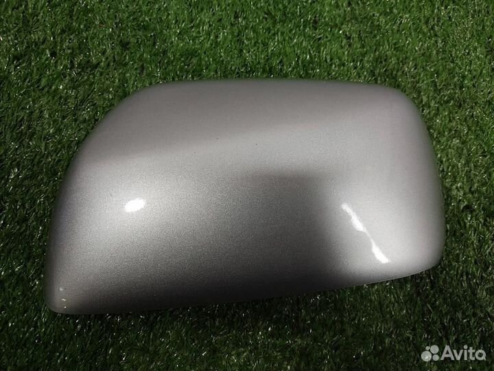 Крышка зеркала левого Toyota RAV4 A2 2005