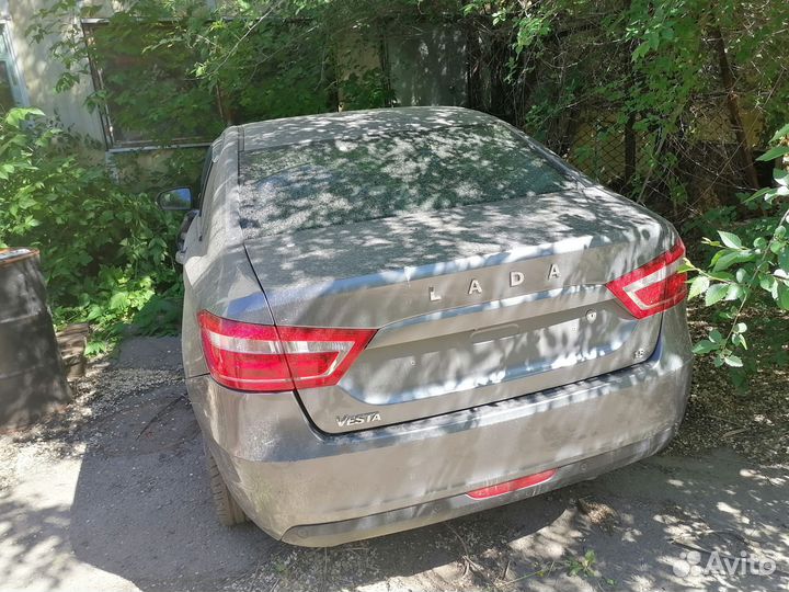 Лада Веста в разборе
