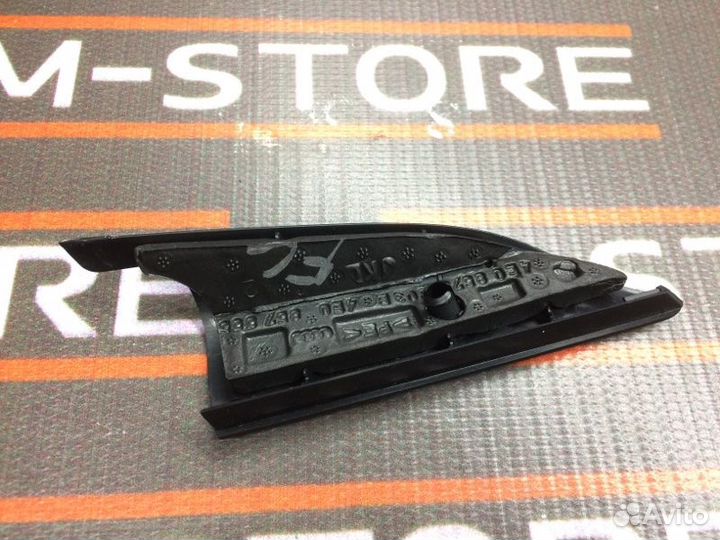 Накладка двери передняя левая Audi A8 4E/D3 BVJ