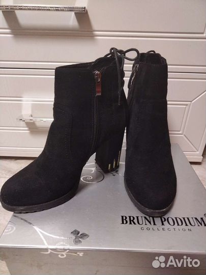 Ботинки женские