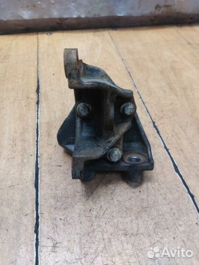 Кронштейн двигателя задний Opel Agila A Z12XE 2004