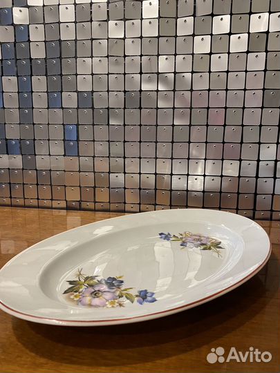 Набор столовой посуды из болгарии времен СССР