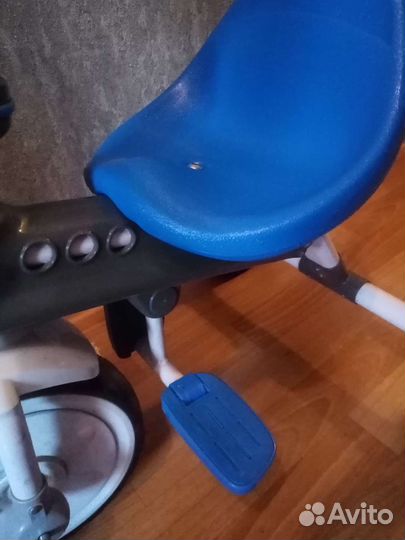 Детский велосипед трехколесный с ручкой