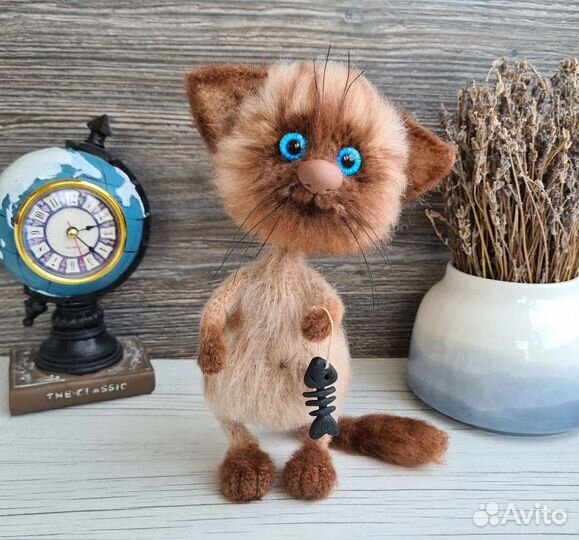 Игрушка кот с одуванчиком