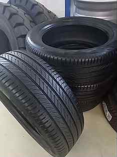 Continental UltraContact 225/55 R19 99V