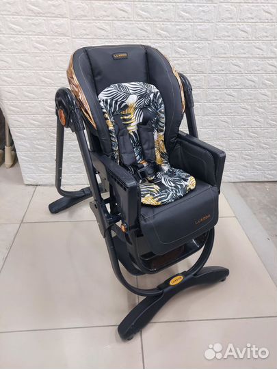 Стульчик для кормления Luxmom Q9