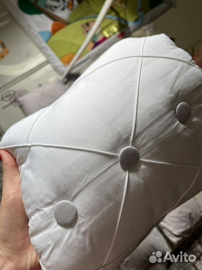 Бортики в детскую кроватку и одеяло