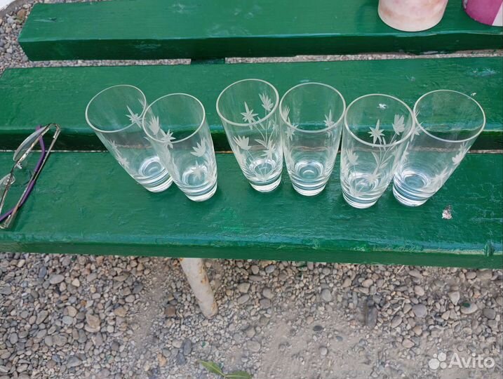 Стакана бокалы рюмки кружки