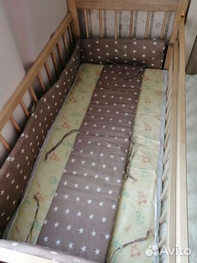 Детская кроватка + матрас + бортики