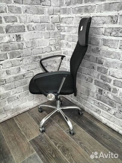 Компьютерное офисное кресло