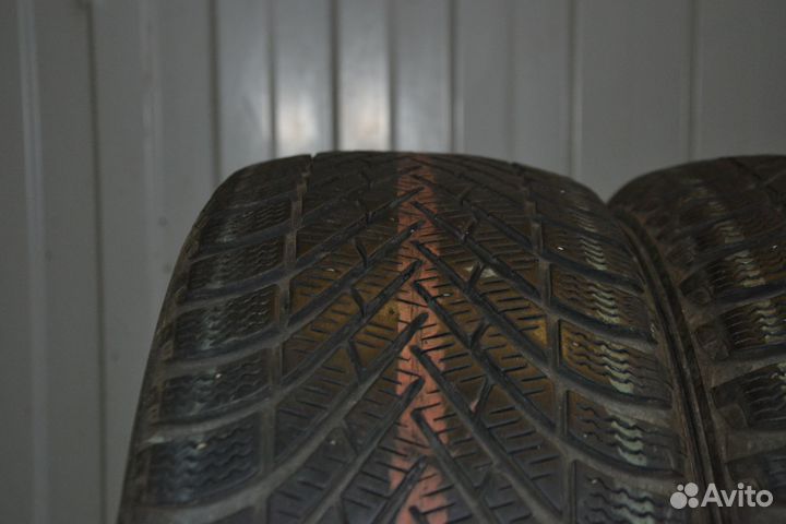 Pirelli Winter Cinturato 215/60 R17 96T