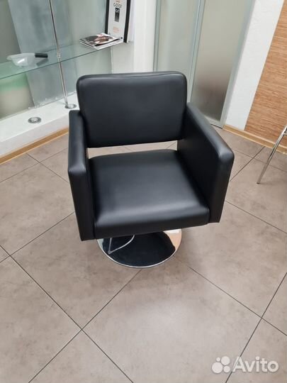 Кресло для парикмахера