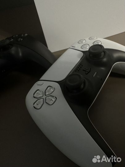 Sony playstation 5 ps5 с дисководом 2 джойстика