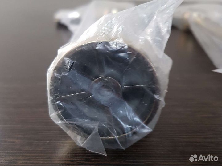 Держатель для карниза