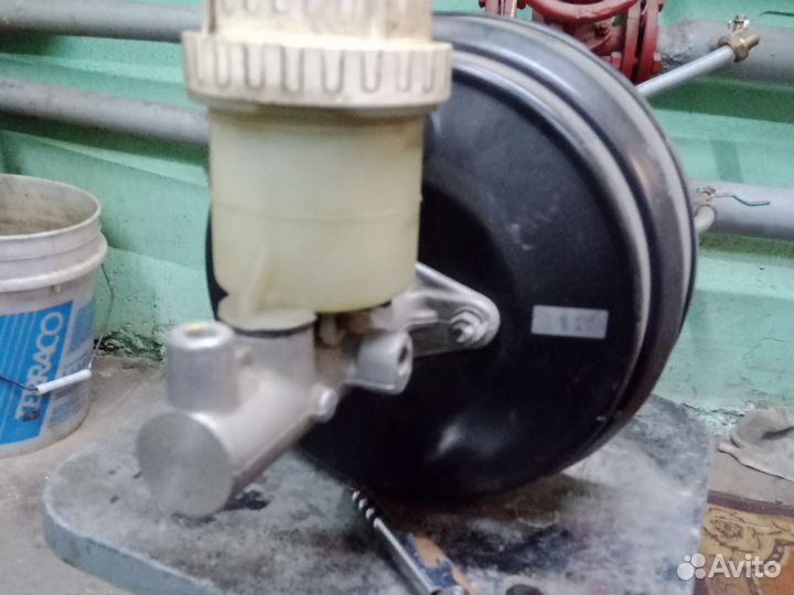 Вакуумный усилитель тормозов