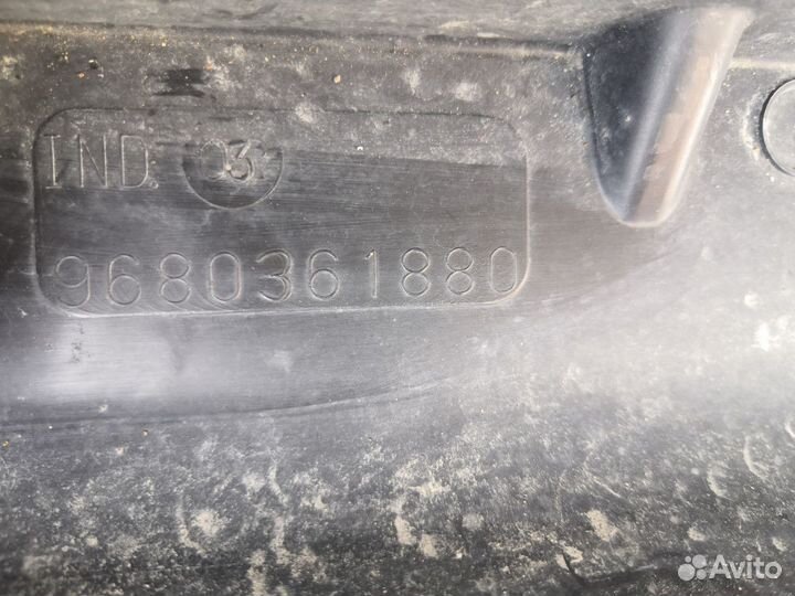 Воздуховод радиатора peugeot 308