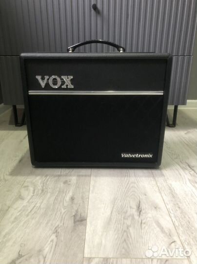 Комбоусилитель Vox Valvetronix 20+