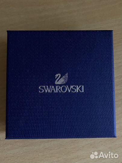 Серьги swarovski