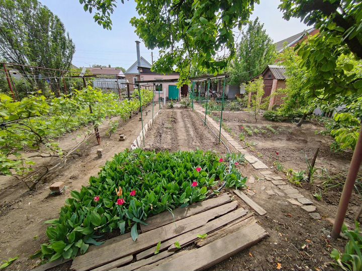 Дом 54 м² на участке 5 сот.