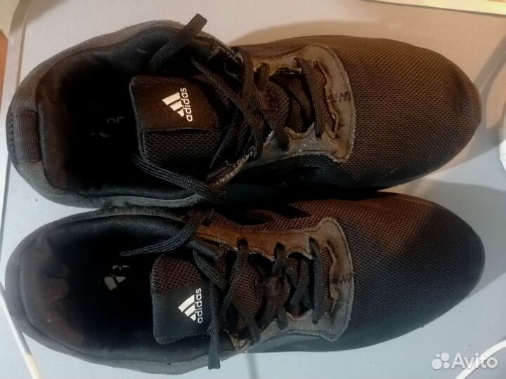 Кроссовки adidas