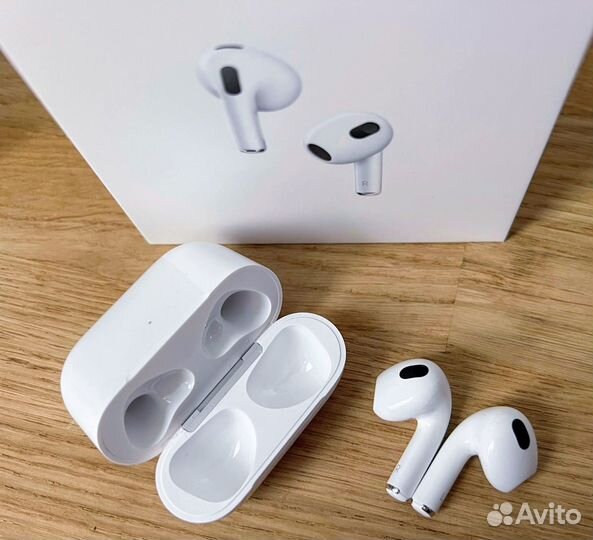 Беспроводные наушники Apple AirPods 3