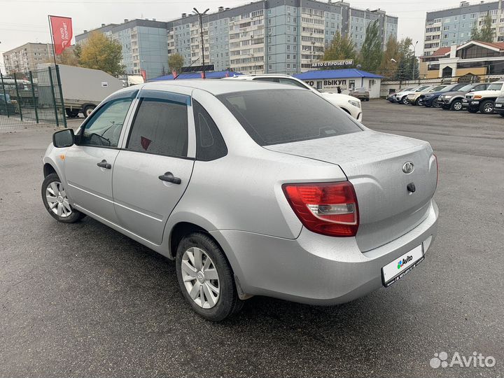 LADA Granta 1.6 МТ, 2013, 110 877 км