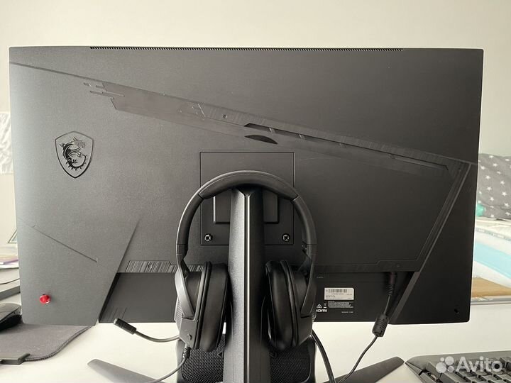 Игровой монитор MSI Optix G273QF