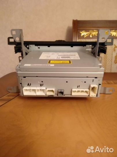 Автомагнитола на toyota RAV4