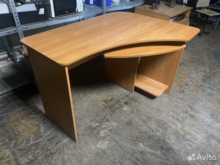 Компьютерный стол бу