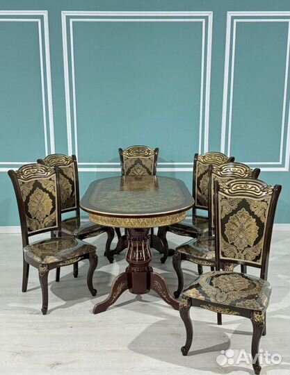 Кухонный стол