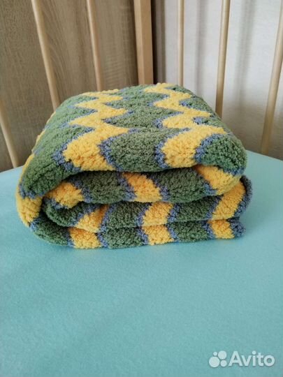 Плед детский вязаный (ручная работа)