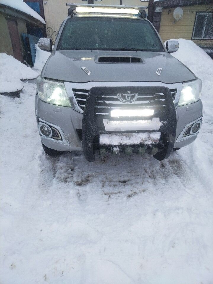 Toyota Hilux: фото владельца