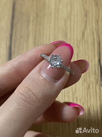 Серебряное кольцо