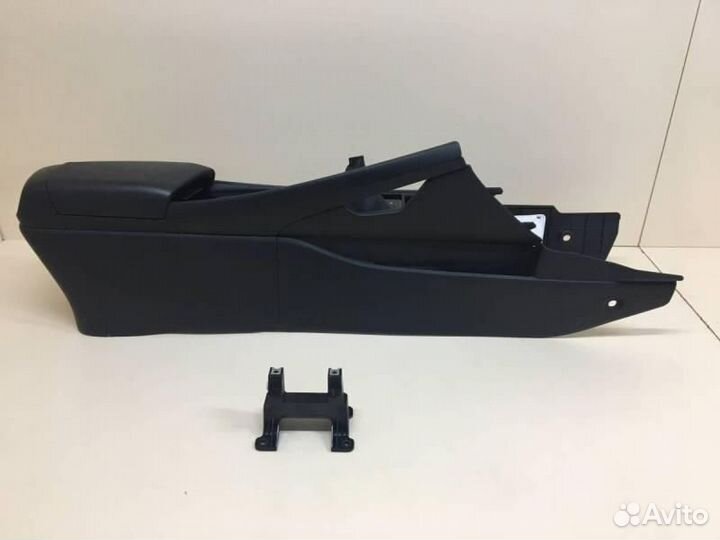 Консоль Hyundai Elantra