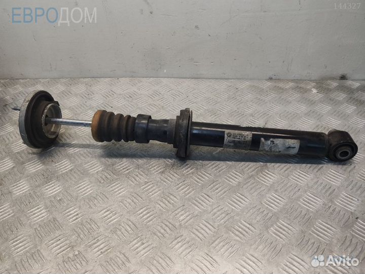 Стойка задняя на BMW F10 LCI s1142843