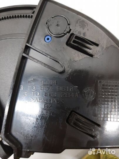 Пепельница задняя Skoda Superb 3T CDA 2011