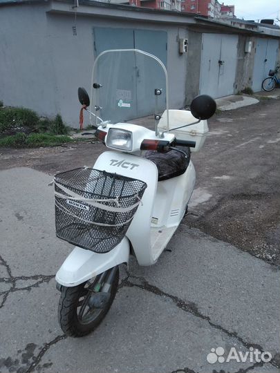Honda Tact 9
