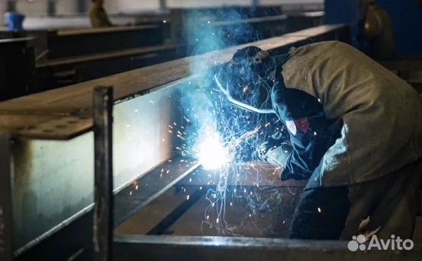 Сварщик на автоматическую сварку балки(под флюсом)