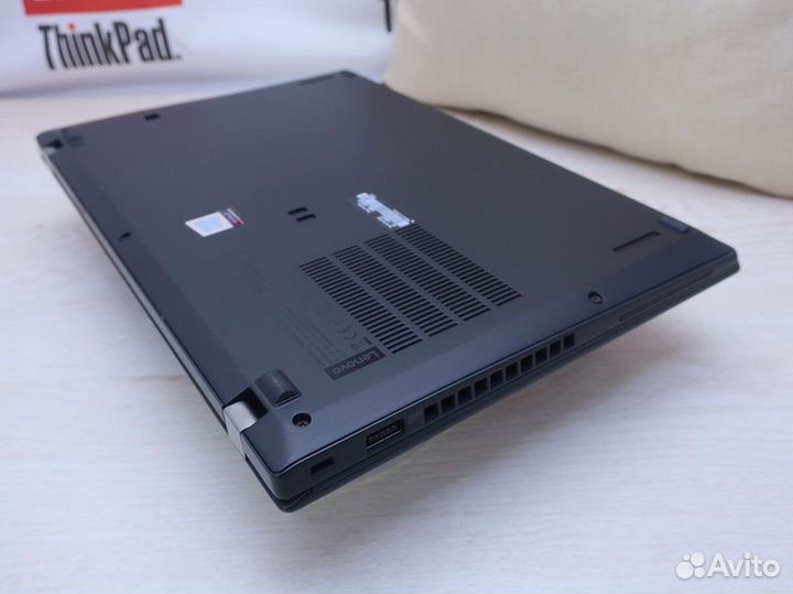 Ультрабук Lenovo Thinkpad X390 i5-8365 16Gb 512SSD