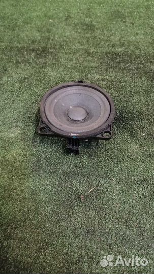 Динамик harman kardon volvo 31456827