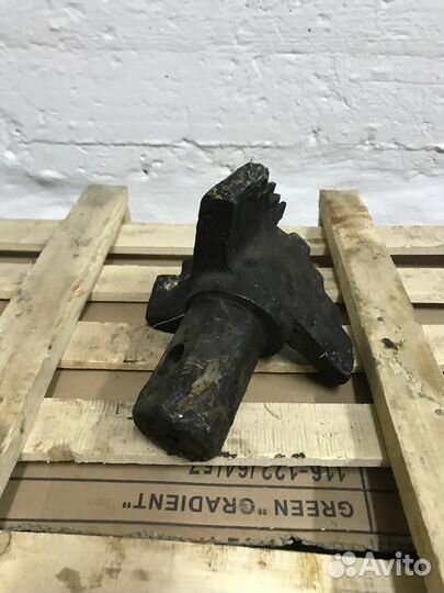 Долото трехлопастное д. 198-Ш55 3дрш