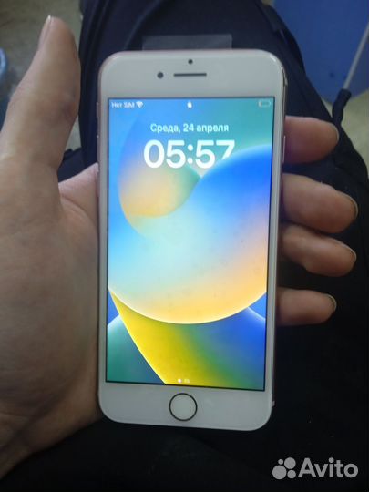 iPhone 8, 64 ГБ