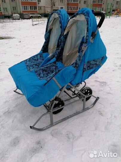 Санки для двойни,двоих