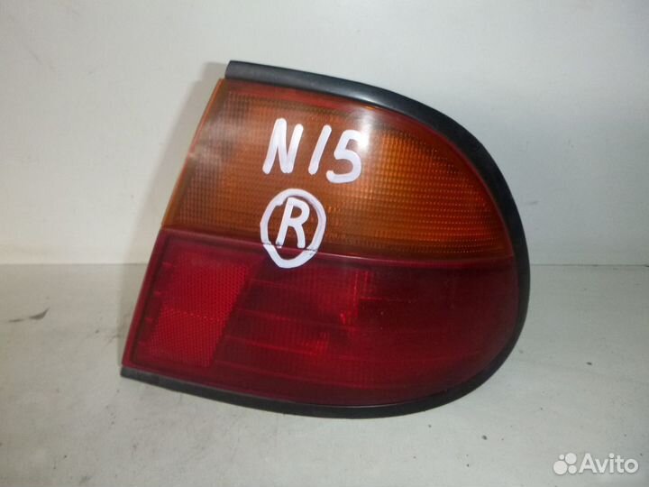 Фонарь задний наружный правый Nissan Almera N15