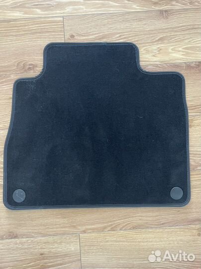 Автомобильные коврики mercedes